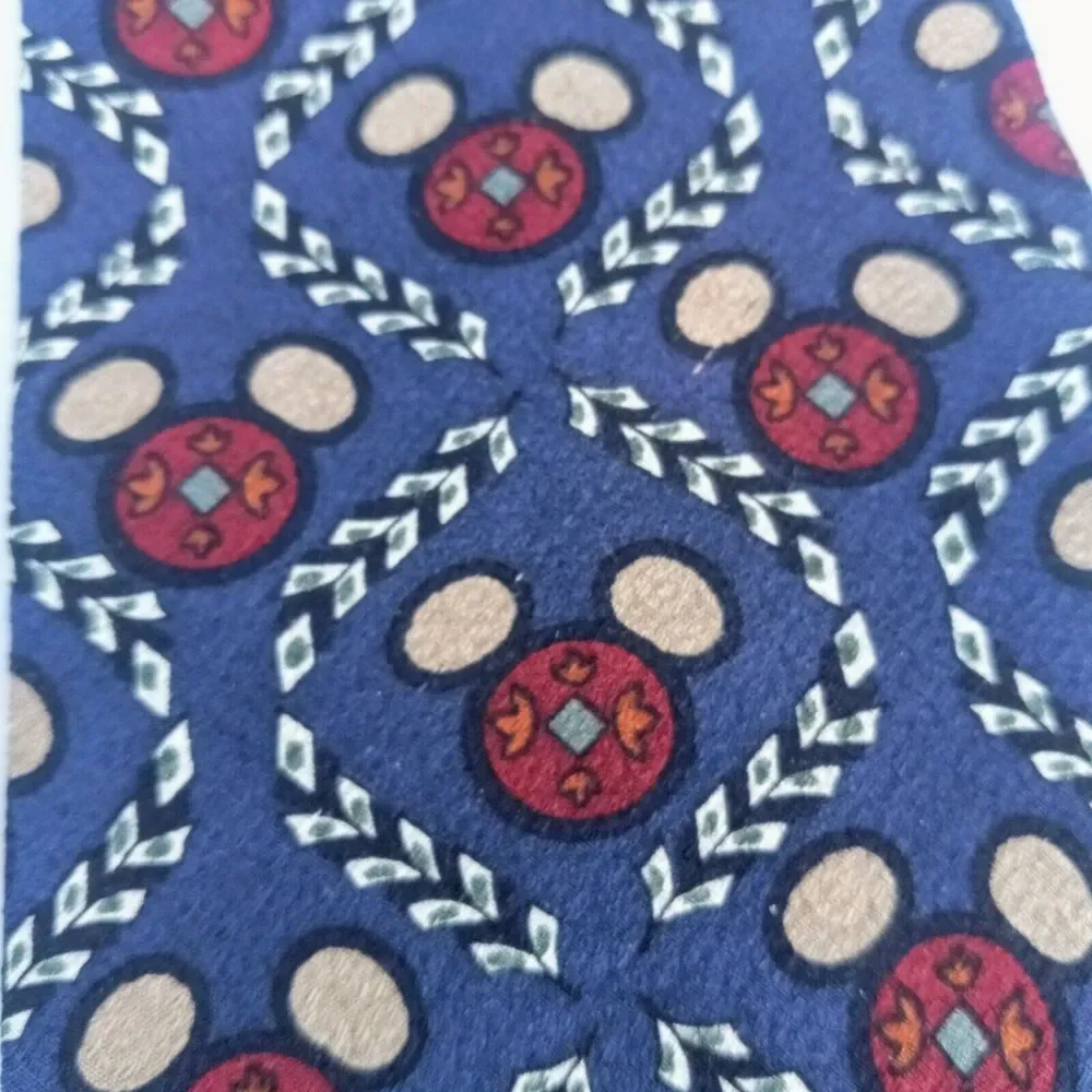 Vintage The Disney Store Hidden Mickey Neck Tie-100% Silk-Traditional-USA Made